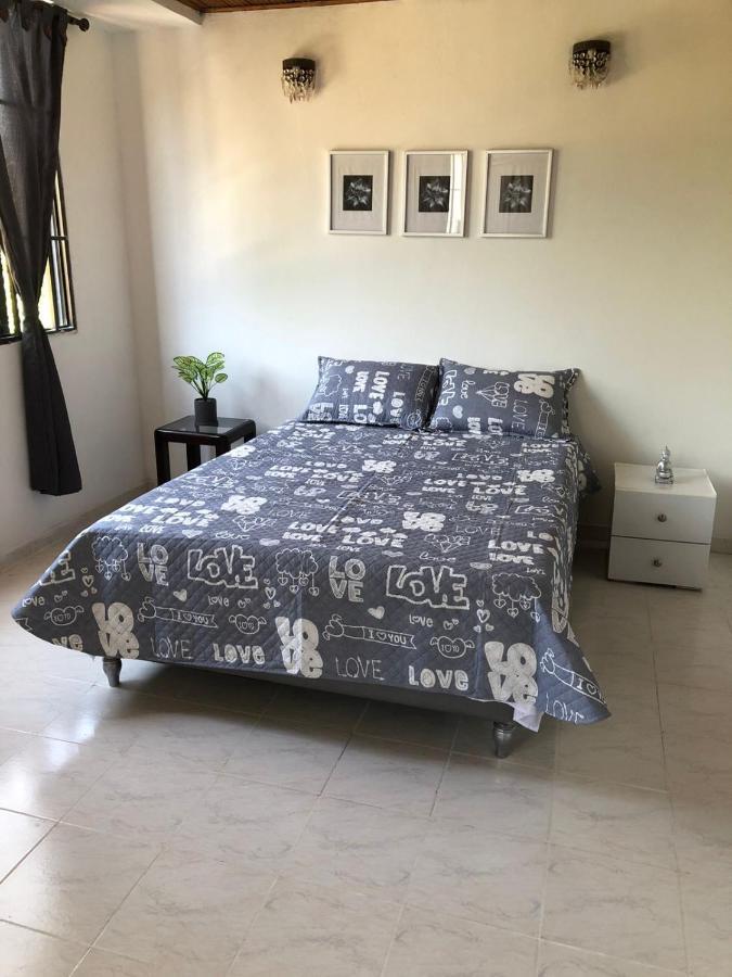 Habitaciones Independientes Cerca Al Aeropuerto 1 Cartagena Екстер'єр фото