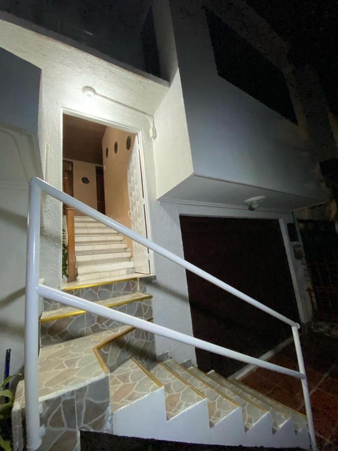 Habitaciones Independientes Cerca Al Aeropuerto 1 Cartagena Екстер'єр фото